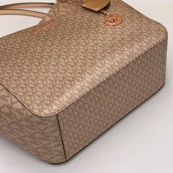 MICHAEL KORS LARGE X CHAIN SHOULDER TOTE BAG ROSE GOLD COLOR SIGNATURE - Picture 9 of 16